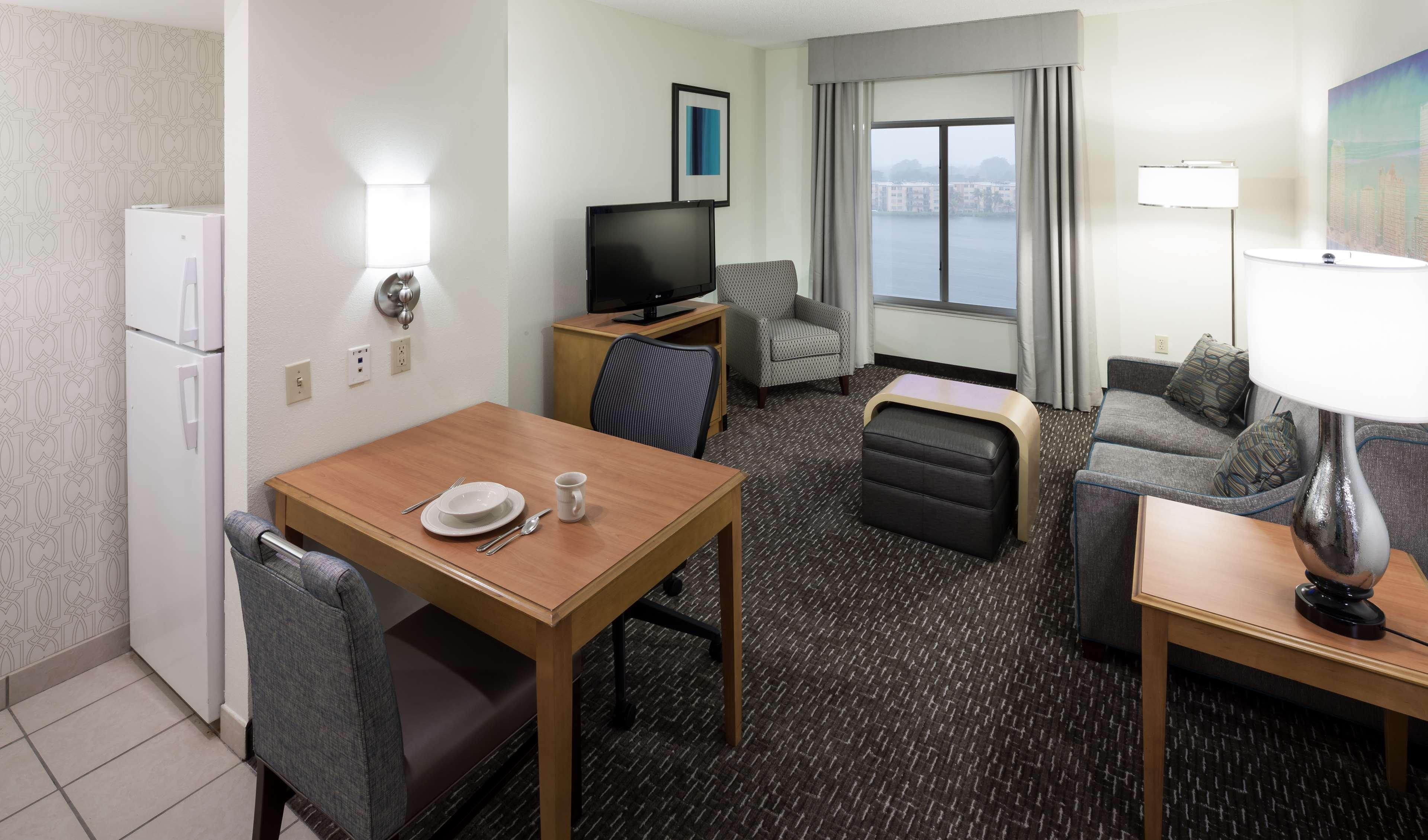 Homewood Suites Miami Airport/Blue Lagoon Miami Springs Extérieur photo