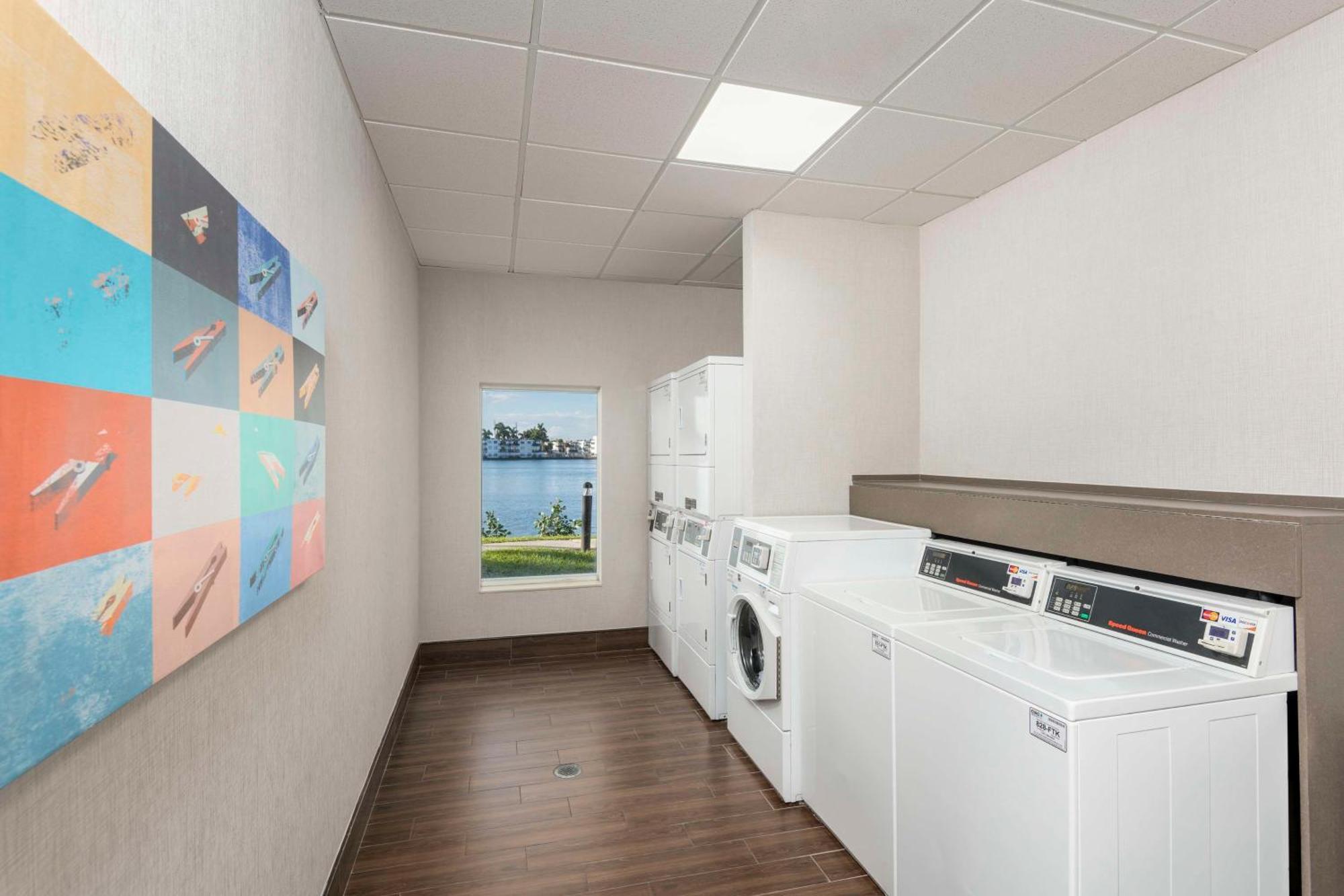Homewood Suites Miami Airport/Blue Lagoon Miami Springs Extérieur photo