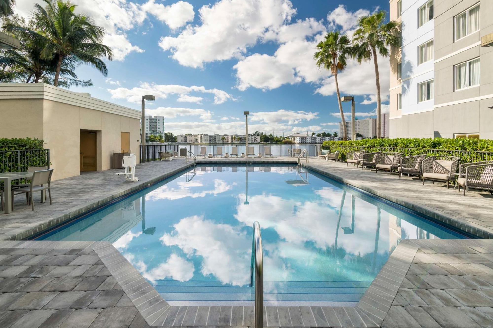 Homewood Suites Miami Airport/Blue Lagoon Miami Springs Extérieur photo